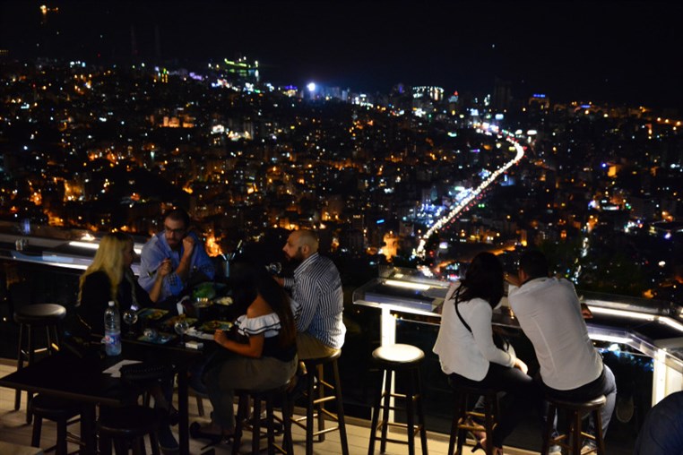 Bay Lodge Terrace on Saturday Night